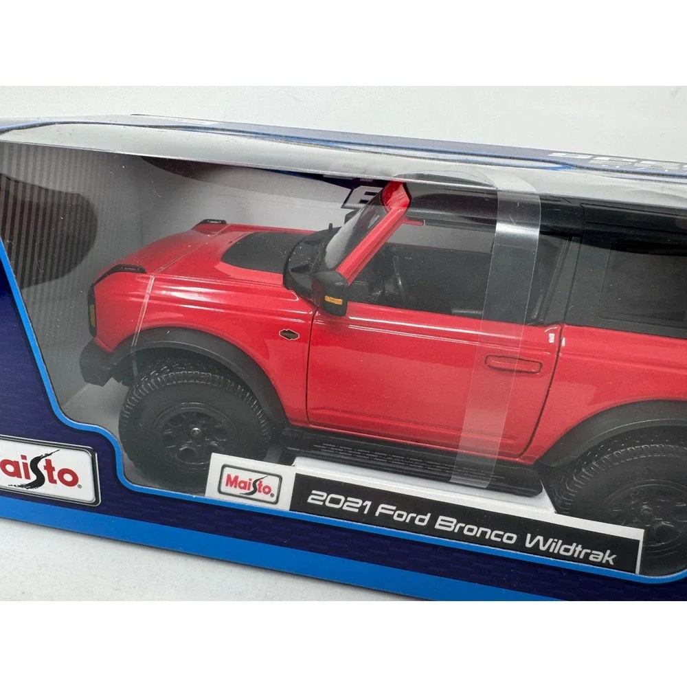 Maisto 2021 Ford Bronco Wildtrak Special Edition‎ 1:18 Diecast Car Red/Black NEW
